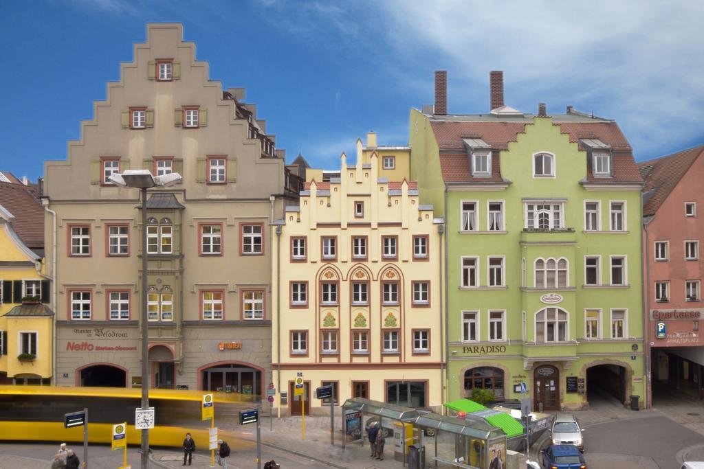 Arnulfsplatz Aparts Regensburg Exterior foto