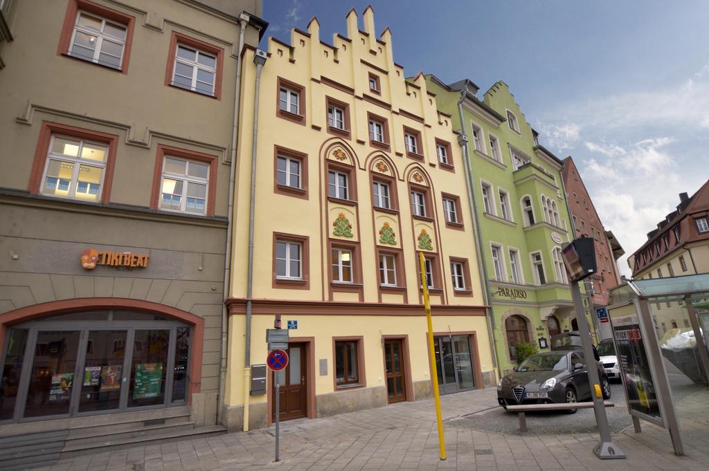 Arnulfsplatz Aparts Regensburg Exterior foto